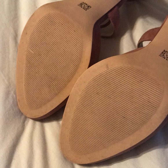 Anne Klein block heels - Picture 9 of 14